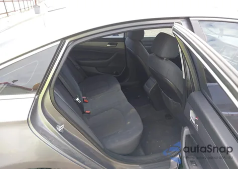 2018 Hyundai Sonata Sel z USA, uszkodzony, nr VIN 5NPE34AF8JH620641